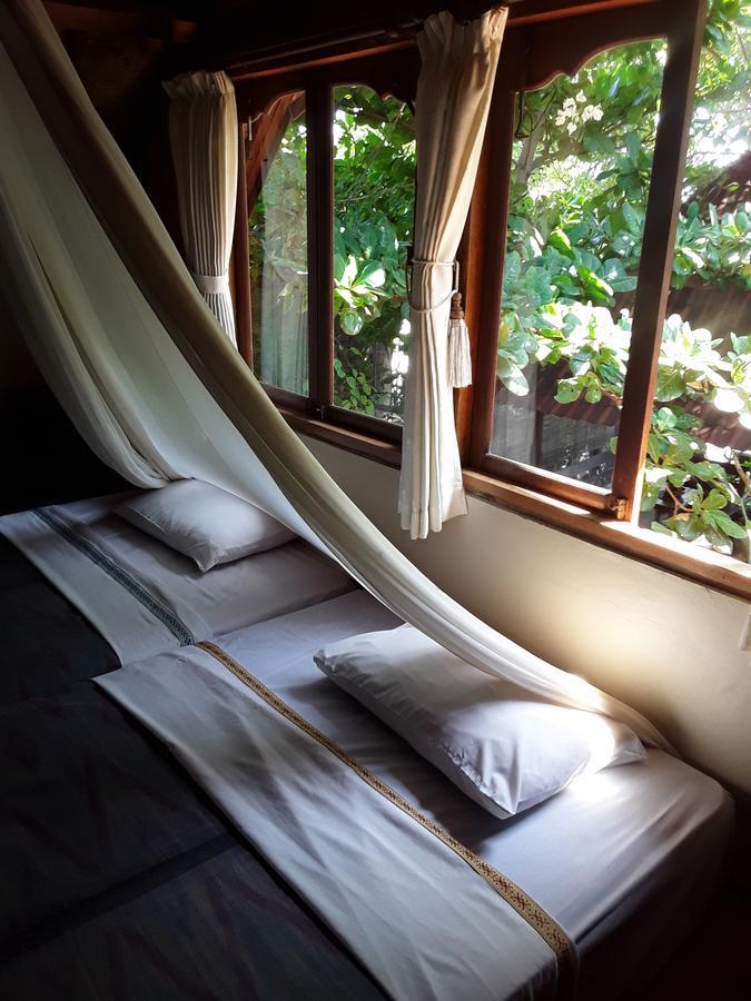 Blue Star Bungalows & Cafe 아메드 외부 사진