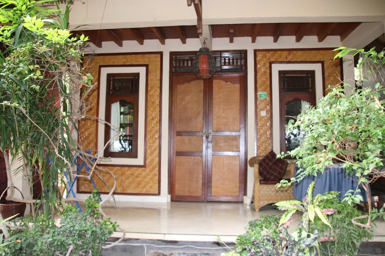 Blue Star Bungalows & Cafe 아메드 외부 사진