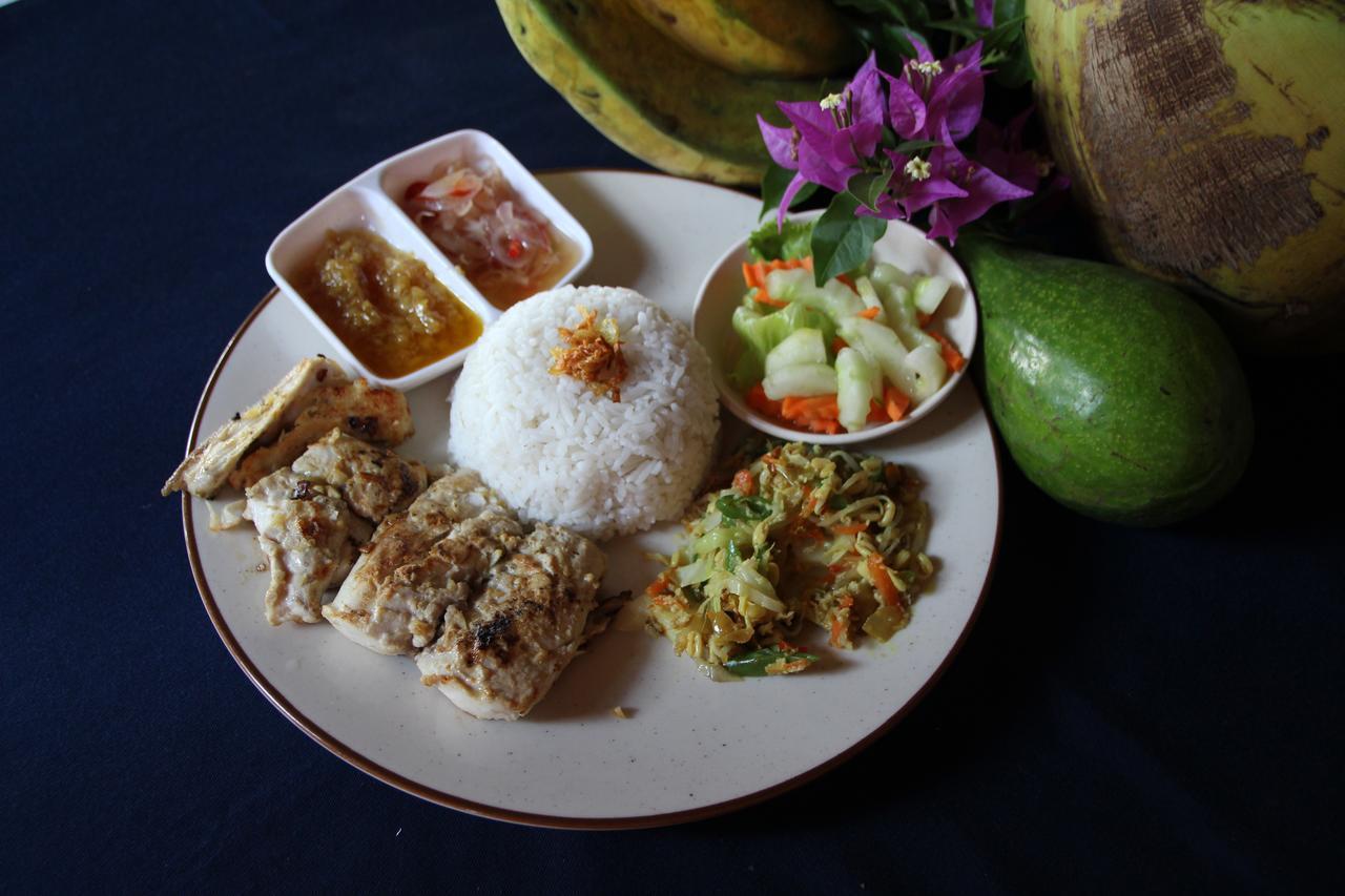 Blue Star Bungalows & Cafe 아메드 외부 사진